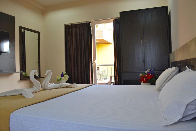 Planet Goa Beach Resort Calangute Exterior photo